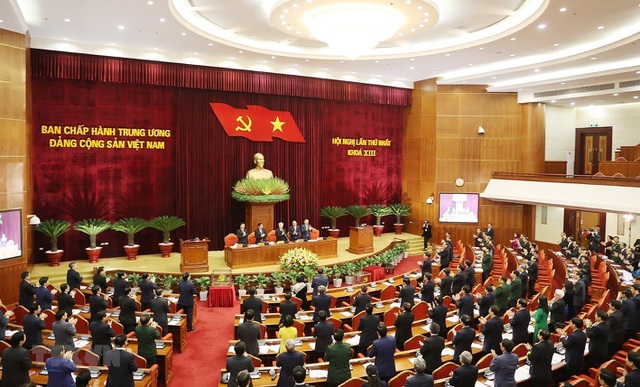 Trang  sử mới của Đảng CS Việt Nam, với quyết tâm đưa đất nước Việt Nam Giàu mạnh-Hùng cường-Sánh vai năm châu.