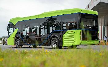 VinFast hoàn thành chạy thử xe buýt điện,pin sạc đầy quãng đường di chuyển 220-260 km.