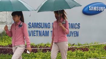 Thủ tướng đề nghị Samsung sớm sản xuất chip ở Việt Nam